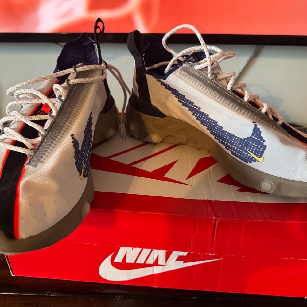 Nike White and Blue Sneakers Sleek Modern Design